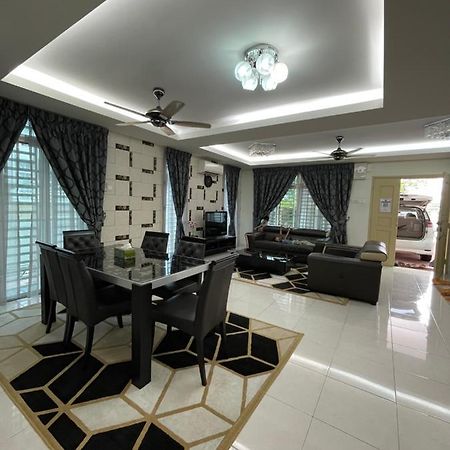 3R D'Latania Senawang Otel Seremban Dış mekan fotoğraf